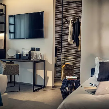 J44 Lifestyle Hotel