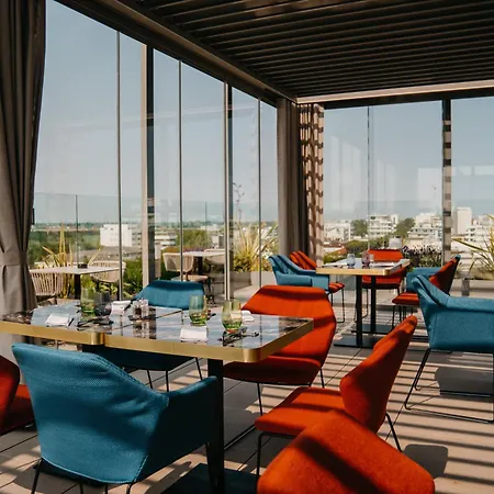 J44 Lifestyle 5*