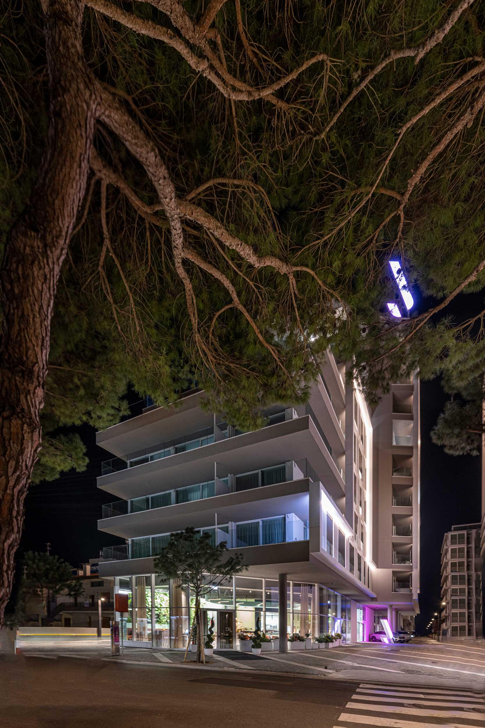 J44 Lifestyle 5* Lido di Jesolo