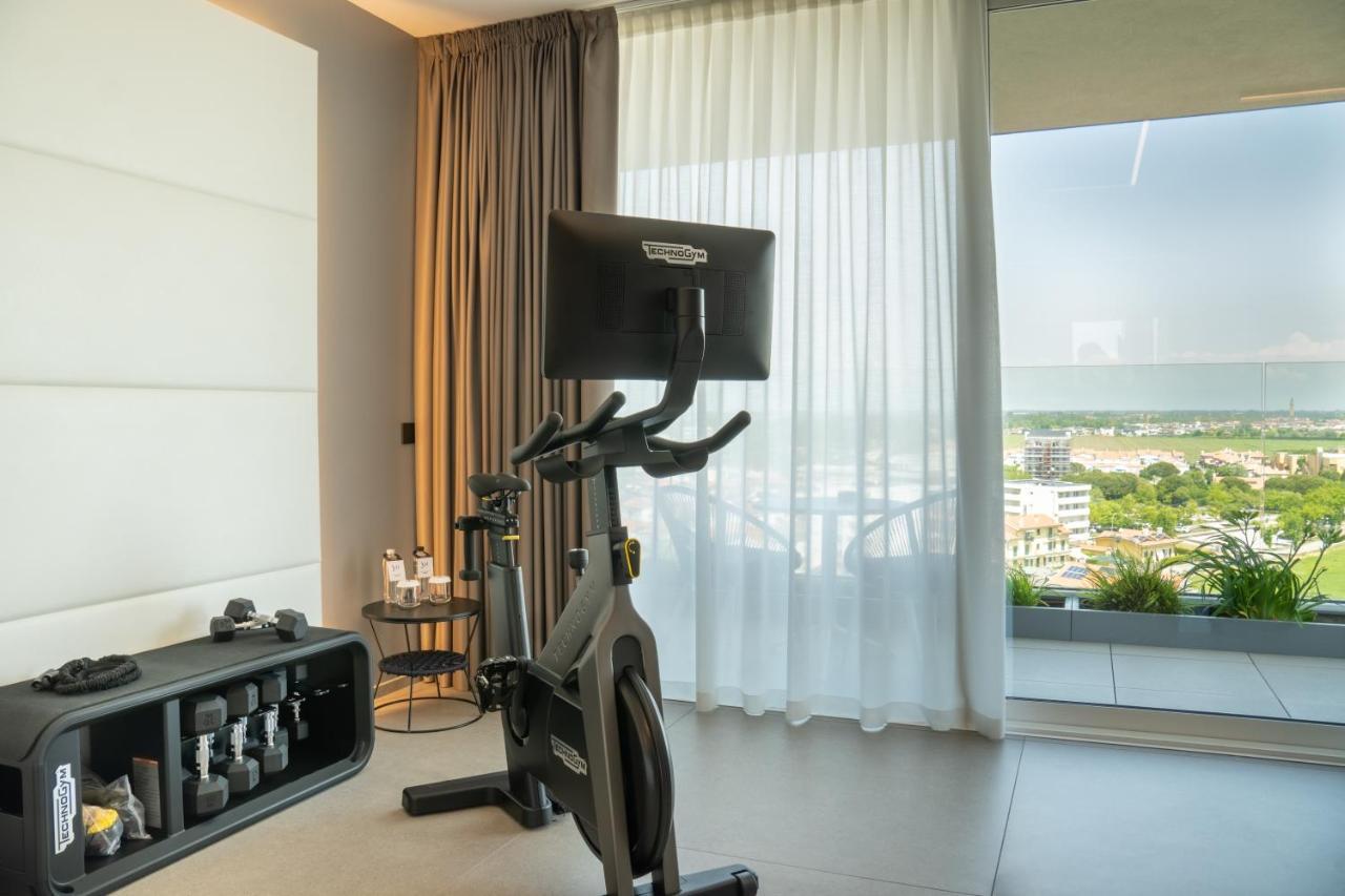 Hotel J44 Lifestyle 5*