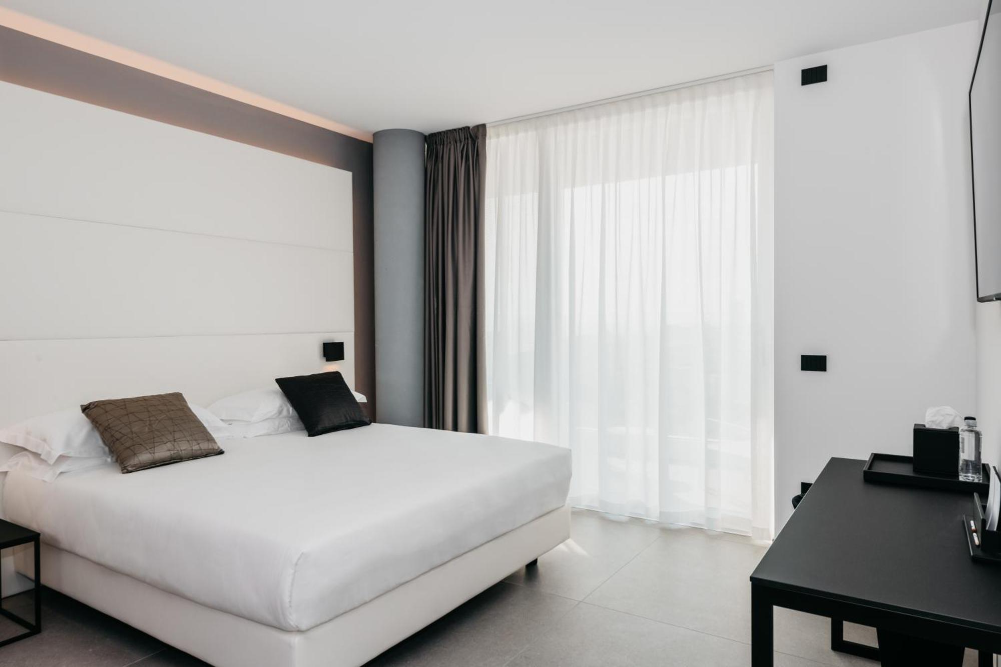 J44 Lifestyle 5* Lido di Jesolo