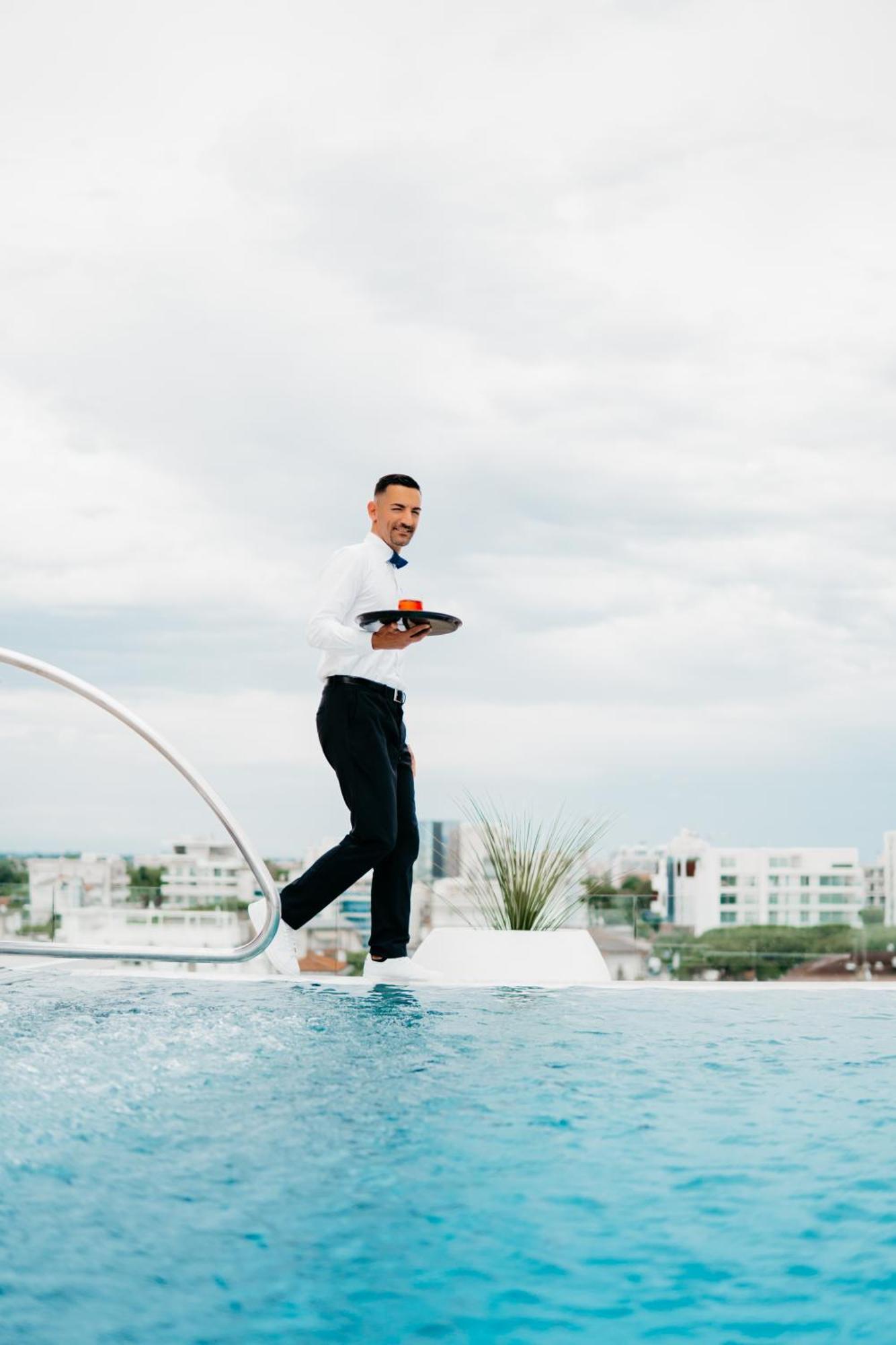 Hotel J44 Lifestyle 5*